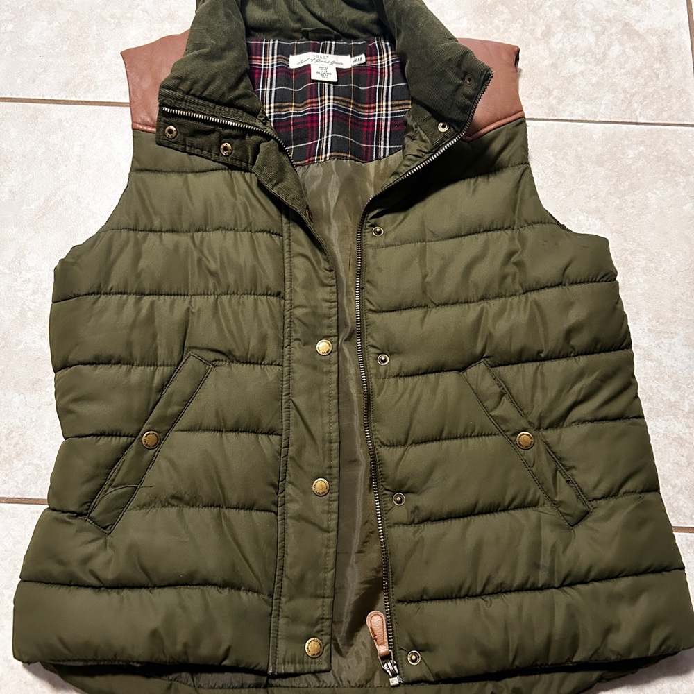 H&M Green Vest with Plaid Interior
